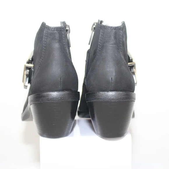 VINCE CAMUTO - Picture 4 of 11